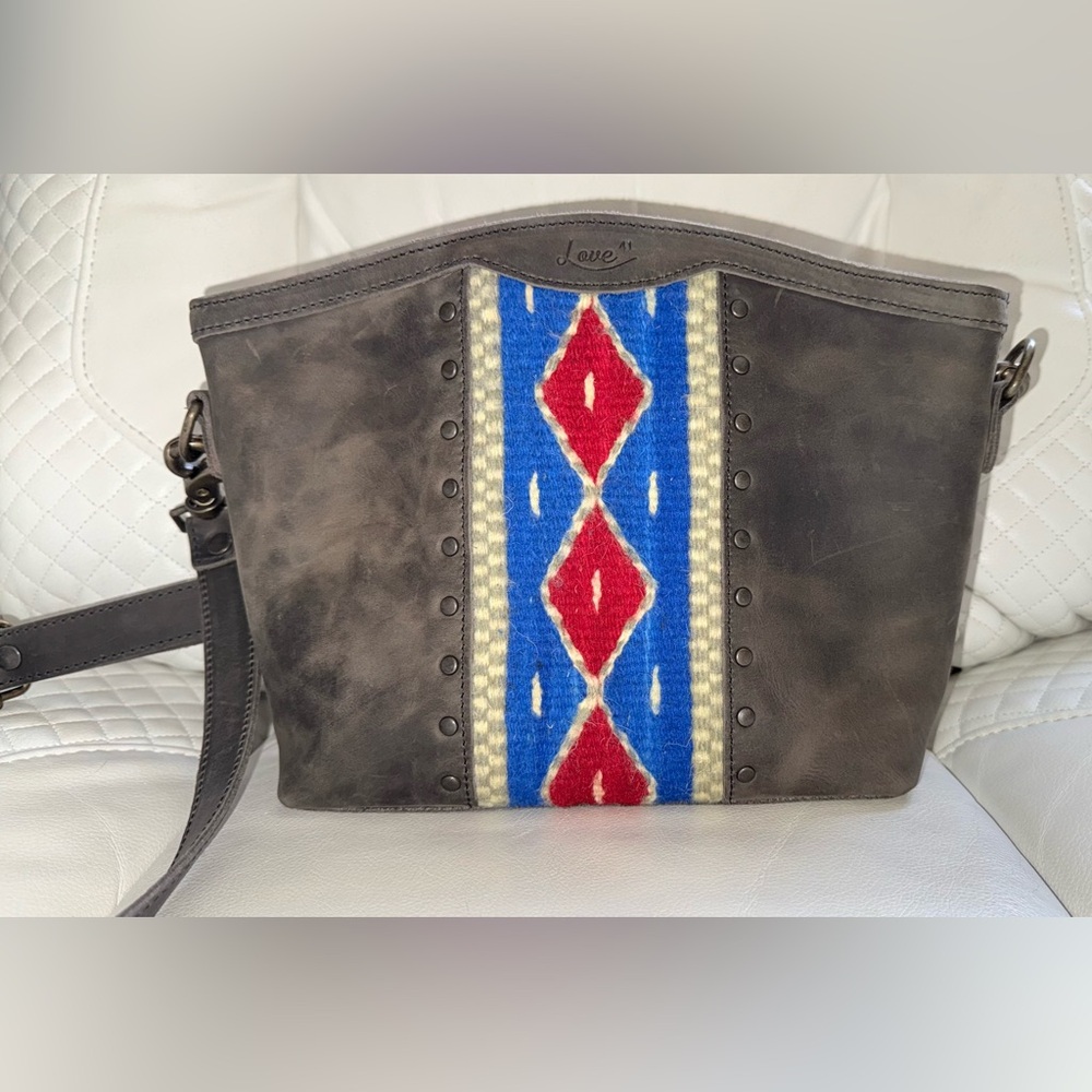 Love 41 /Saddleback Lanita Medium Crossbody Bag - gray